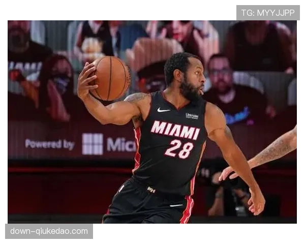 文班亚马谈膝伤：伤势无碍，下场即可复出