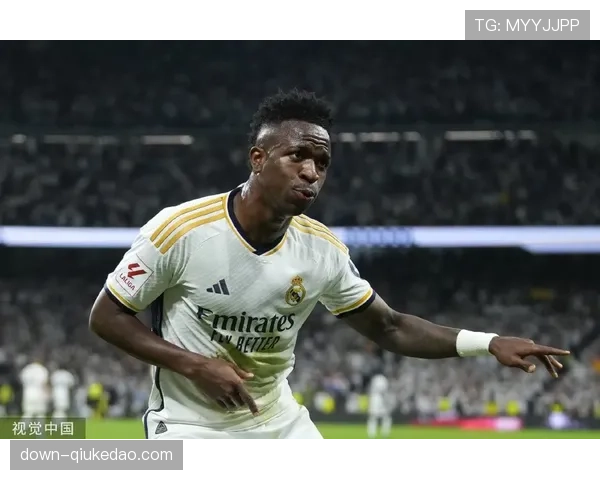 国家德比半场：皇马客场2-1领先巴萨，贝林厄姆、维尼修斯破门